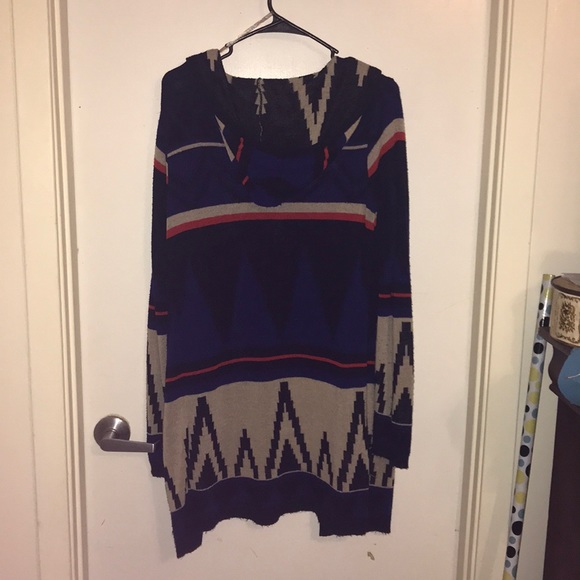 Long Cardigan - Picture 2 of 2
